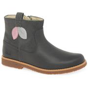 Clarks Comet Style