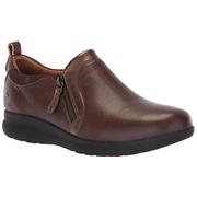 clarks un adorn zip aubergine