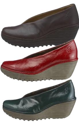 Leather wedge shoes
